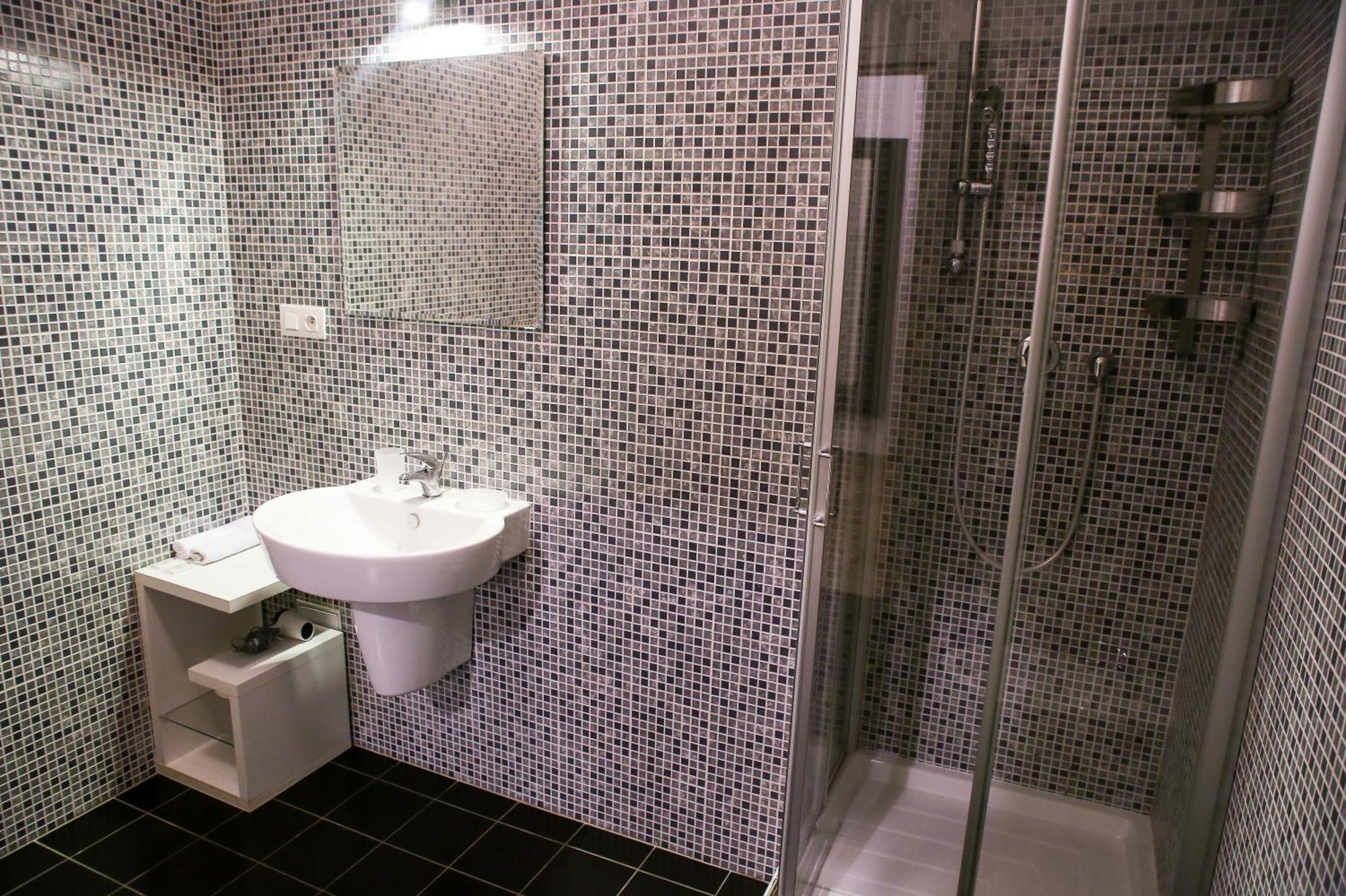 Stefania Apartment Centre Prag Exteriör bild