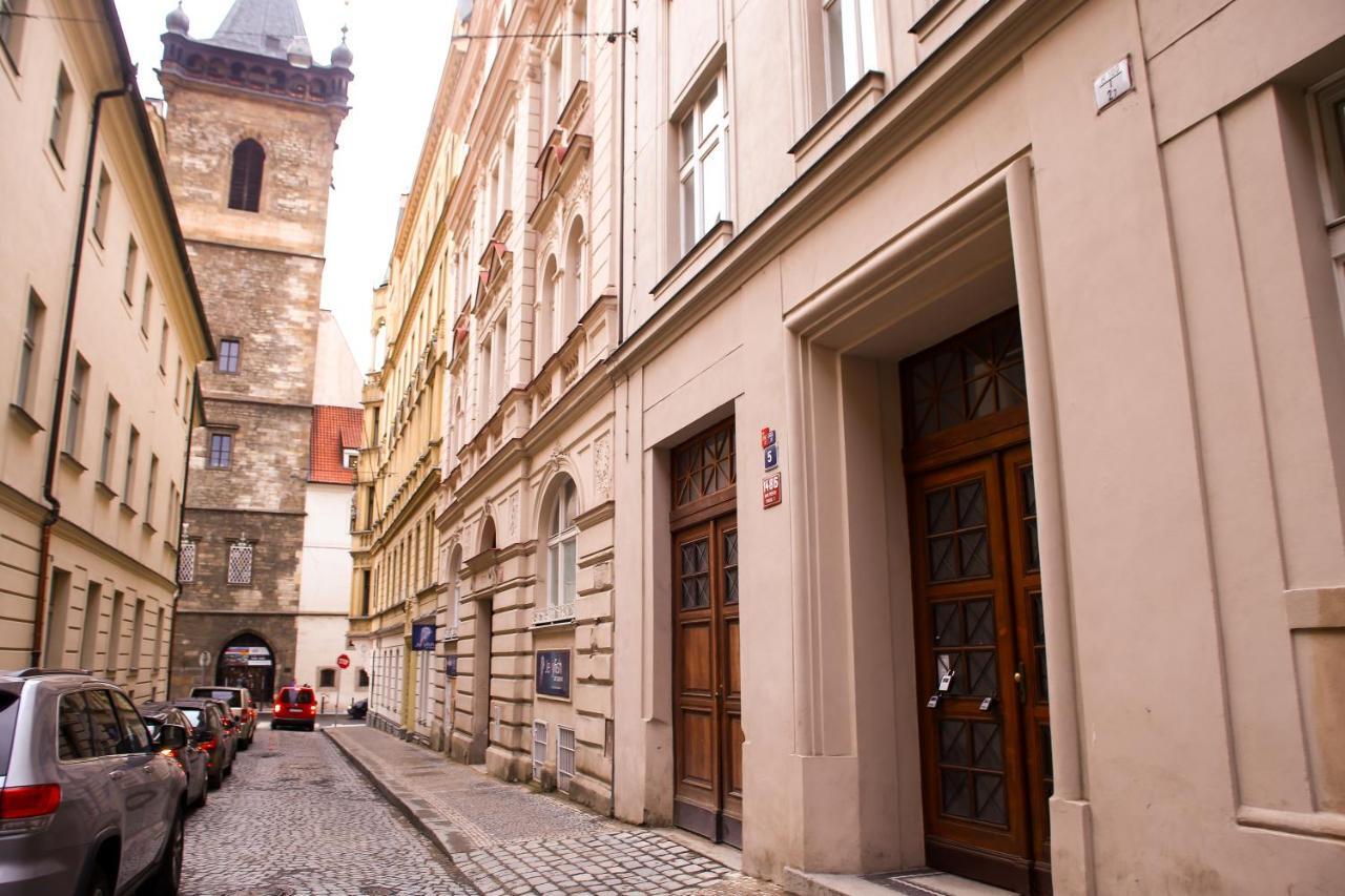 Stefania Apartment Centre Prag Exteriör bild